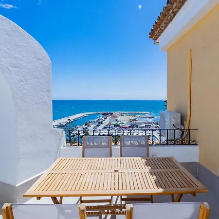 Lägenhet Espectacular Atico De 5 Niveles En Puerto De Cabopino Marbella
